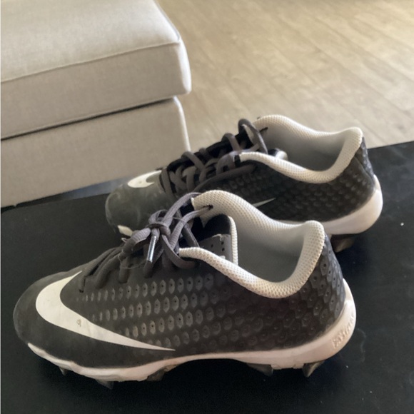 Nike baseball cleats - Picture 1 of 3